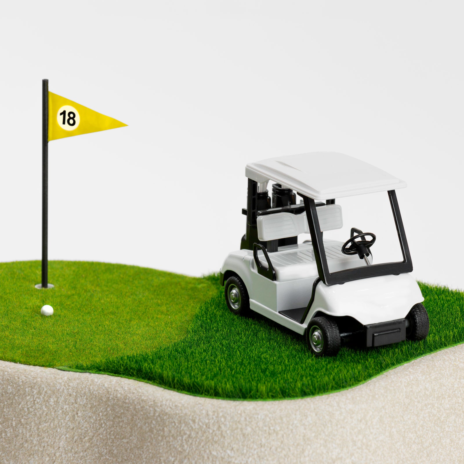 Golf Cremation Urn for Ashes: The 18th Hole (White)