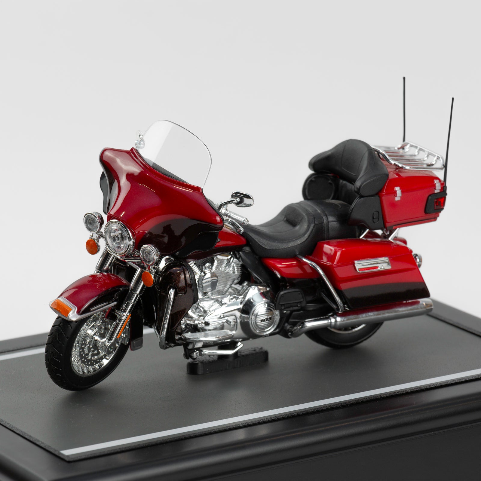 Motorcycle Cremation Urn for Ashes: Inspired by the Harley-Davidson Electra Glide